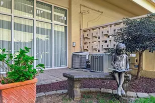 825 Bayshore Dr, Pensacola, FL 32507 - Photo 27