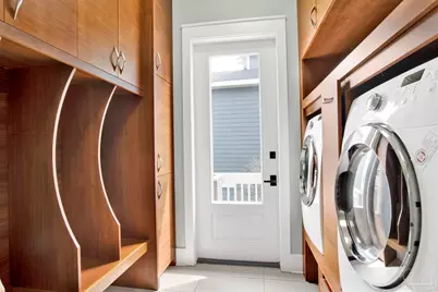 1070 Harbor Ln, Gulf Breeze, FL 32563 - Photo 35