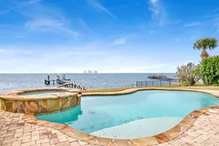 1070 Harbor Ln, Gulf Breeze, FL 32563 - Photo 41