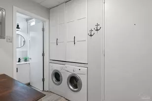 201 Pensacola Beach Rd, Gulf Breeze, FL 32561 - Photo 11