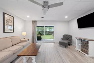 201 Pensacola Beach Rd, Gulf Breeze, FL 32561 - Photo 7