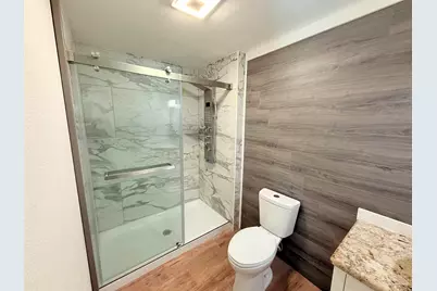 3235 Bayou Dr, Pensacola, FL 32505 - Photo 9