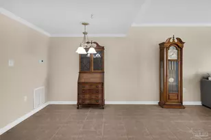 615 Bayshore Dr, Pensacola, FL 32507 - Photo 13