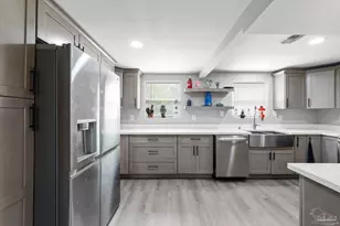 6387 Michigan Ave, Milton, FL 32583 - Photo 11