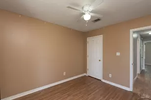 308 Twisted Oak Dr, Cantonment, FL 32533 - Photo 17