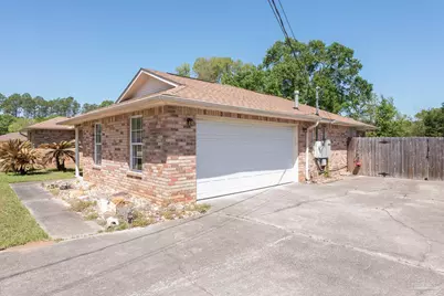 308 Twisted Oak Dr, Cantonment, FL 32533 - Photo 3