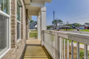 1013 Steel Ct, Milton, FL 32570 - Photo 3