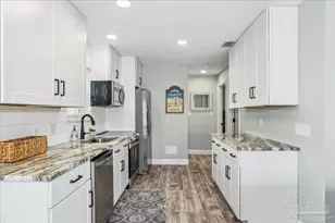 7476 Sunset Harbor Dr, Navarre Beach, FL 32566 - Photo 5