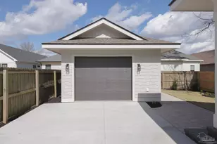 1606 E Scott St, Pensacola, FL 32503 - Photo 3