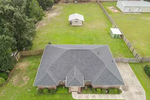 2863 Wallace Lake Rd, Pace, FL 32571 - Photo 3