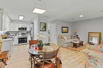 6273 Kirsten Dr, Pensacola, FL 32504 - Photo 11