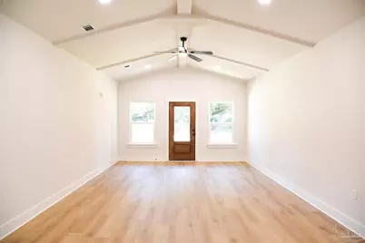203 Charleston Dr, Pensacola, FL 32534 - Photo 3