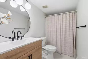 8522 Gulf Blvd, Navarre Beach, FL 32566 - Photo 15