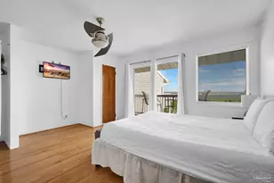 8522 Gulf Blvd, Navarre Beach, FL 32566 - Photo 19