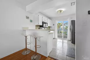 8522 Gulf Blvd, Navarre Beach, FL 32566 - Photo 11