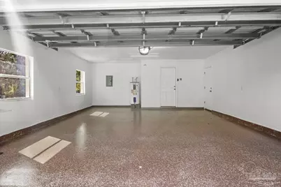 9940 Mobile Hwy, Pensacola, FL 32526 - Photo 5