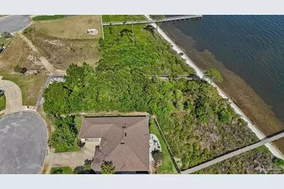 7475 Soundshore Dr, Navarre, FL 32566 - Photo 21