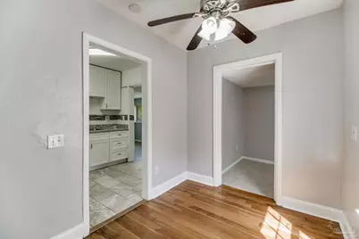 22 Gloucester Ave, Pensacola, FL 32505 - Photo 11