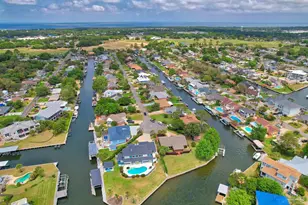 1090 Park Ln, Gulf Breeze, FL 32563 - Photo 49
