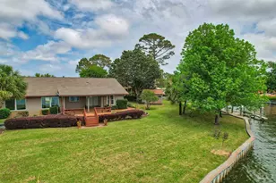 1090 Park Ln, Gulf Breeze, FL 32563 - Photo 47