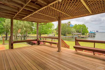 1090 Park Ln, Gulf Breeze, FL 32563 - Photo 37