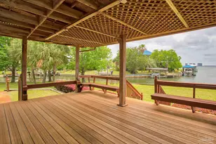 1090 Park Ln, Gulf Breeze, FL 32563 - Photo 37