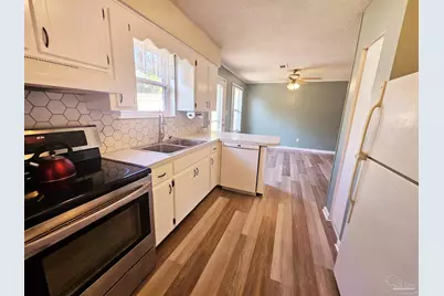 7014 Esther St, Pensacola, FL 32506 - Photo 3