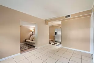 107 W Madison Dr, Pensacola, FL 32505 - Photo 5