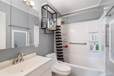 107 W Madison Dr, Pensacola, FL 32505 - Photo 19