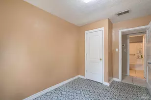 107 W Madison Dr, Pensacola, FL 32505 - Photo 21