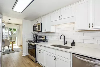 2707 E De Soto St, Pensacola, FL 32503 - Photo 5