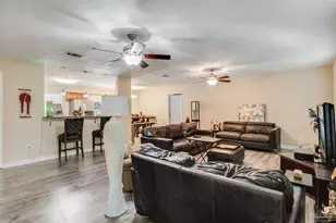 6633 Frank Reeder Rd, Pensacola, FL 32526 - Photo 7