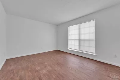 5521 Sunburst Ln, Pensacola, FL 32507 - Photo 15