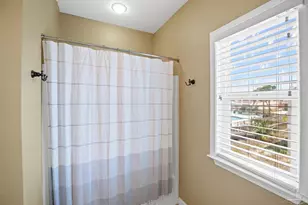 446 Harbor Light Cir, Gulf Shores, AL 36542 - Photo 17