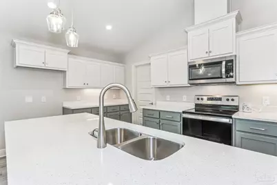 5885 Grotto Ave, Pensacola, FL 32507 - Photo 3