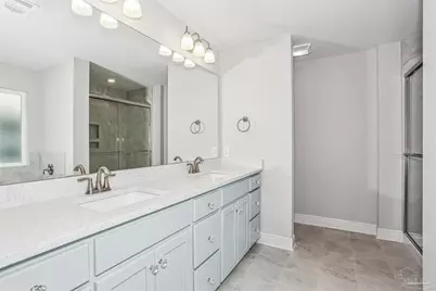 5881 Grotto Ave, Pensacola, FL 32507 - Photo 9