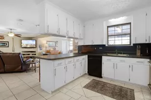 2647 Venetian Way, Gulf Breeze, FL 32563 - Photo 9