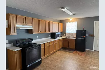 5620 Charter Cir, Gulf Breeze, FL 32563 - Photo 5