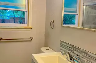 28 Mindoro Cir, Pensacola, FL 32507 - Photo 5