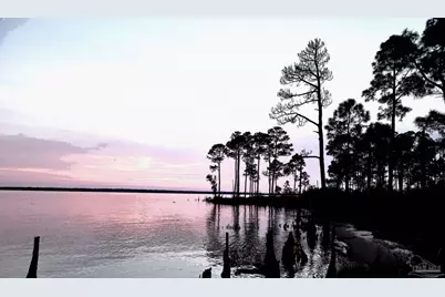 4500 Fishermans Point Dr, Milton, FL 32583 - Photo 9