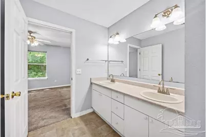 1009 Simpson St, Pensacola, FL 32526 - Photo 11