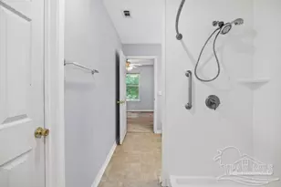 1009 Simpson St, Pensacola, FL 32526 - Photo 13