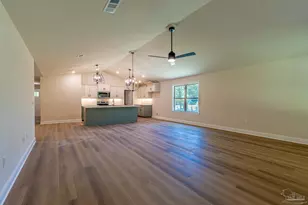 5269 Burt Ln, Pace, FL 32571 - Photo 9