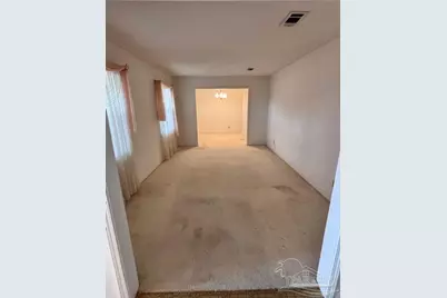 6235 Confederate Dr, Pensacola, FL 32503 - Photo 3