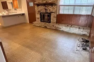 6235 Confederate Dr, Pensacola, FL 32503 - Photo 5