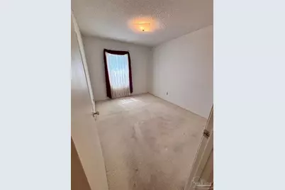 6235 Confederate Dr, Pensacola, FL 32503 - Photo 13