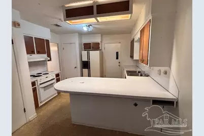 6235 Confederate Dr, Pensacola, FL 32503 - Photo 7