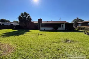 6235 Confederate Dr, Pensacola, FL 32503 - Photo 17