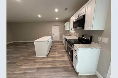 4505 Ellysee Way, Pensacola, FL 32505 - Photo 5