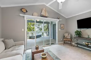 5393 Soundside Dr, Gulf Breeze, FL 32563 - Photo 35